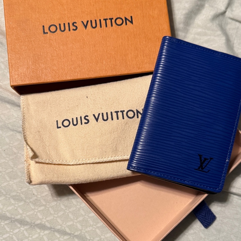 Louis Vuitton Royal Blue Epi Leather Card Holder